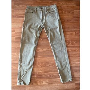 Levi’s 512 Slim Taper 32x32 khaki jeans